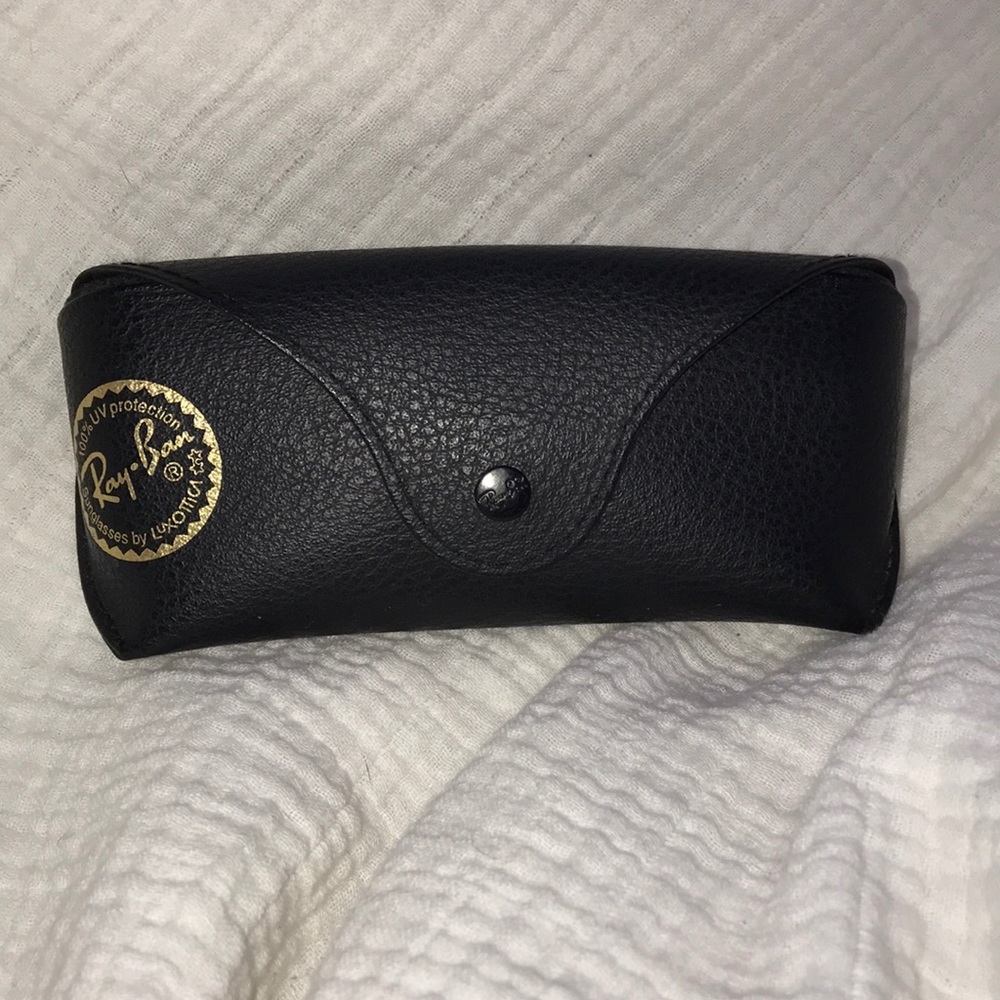 Ray-Ban Case
